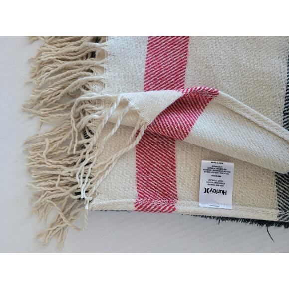 Hurley Women's Shawl Open Front Poncho‎ - Picture 7 of 7